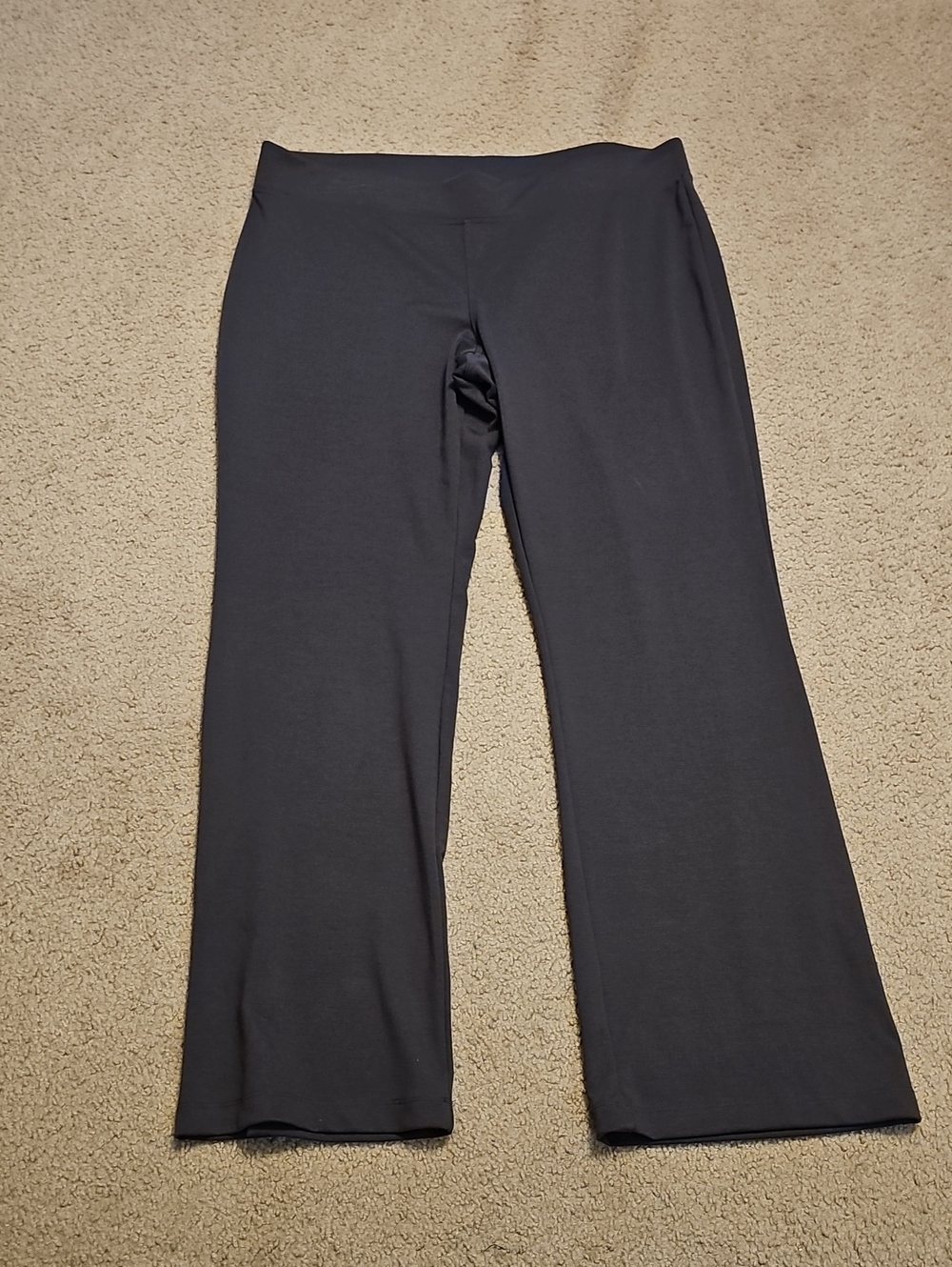 Stretch Wide-Leg Pull-On Pants in Black